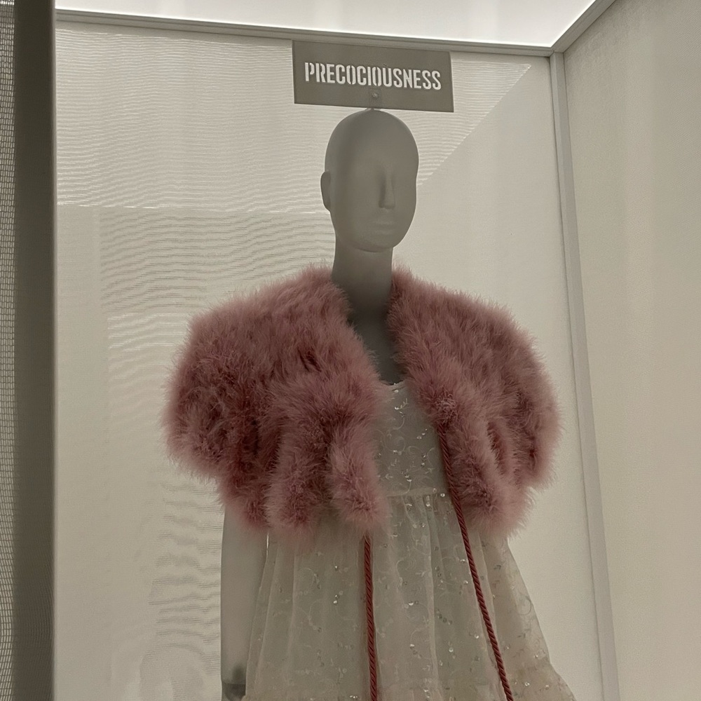 Meet your Posher, Laura